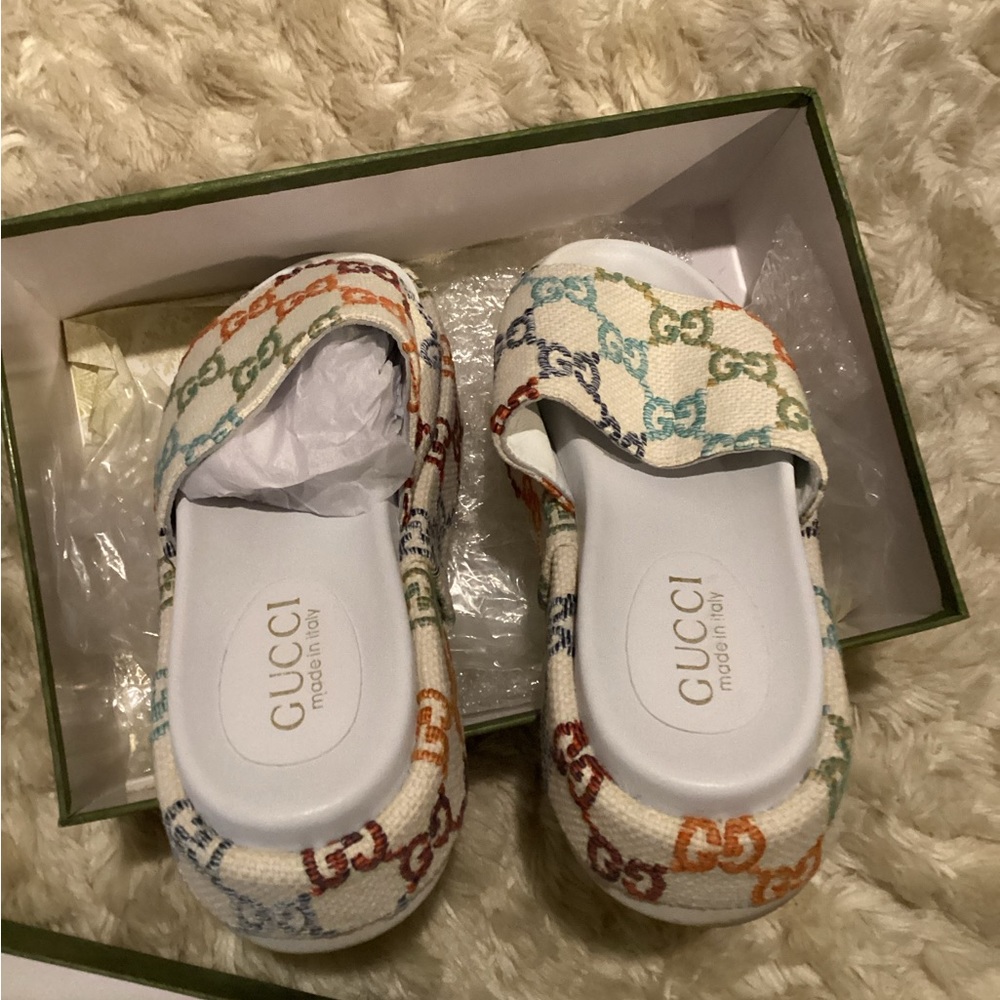 Women’s multicolor GG slide sandal - Picture 9 of 11